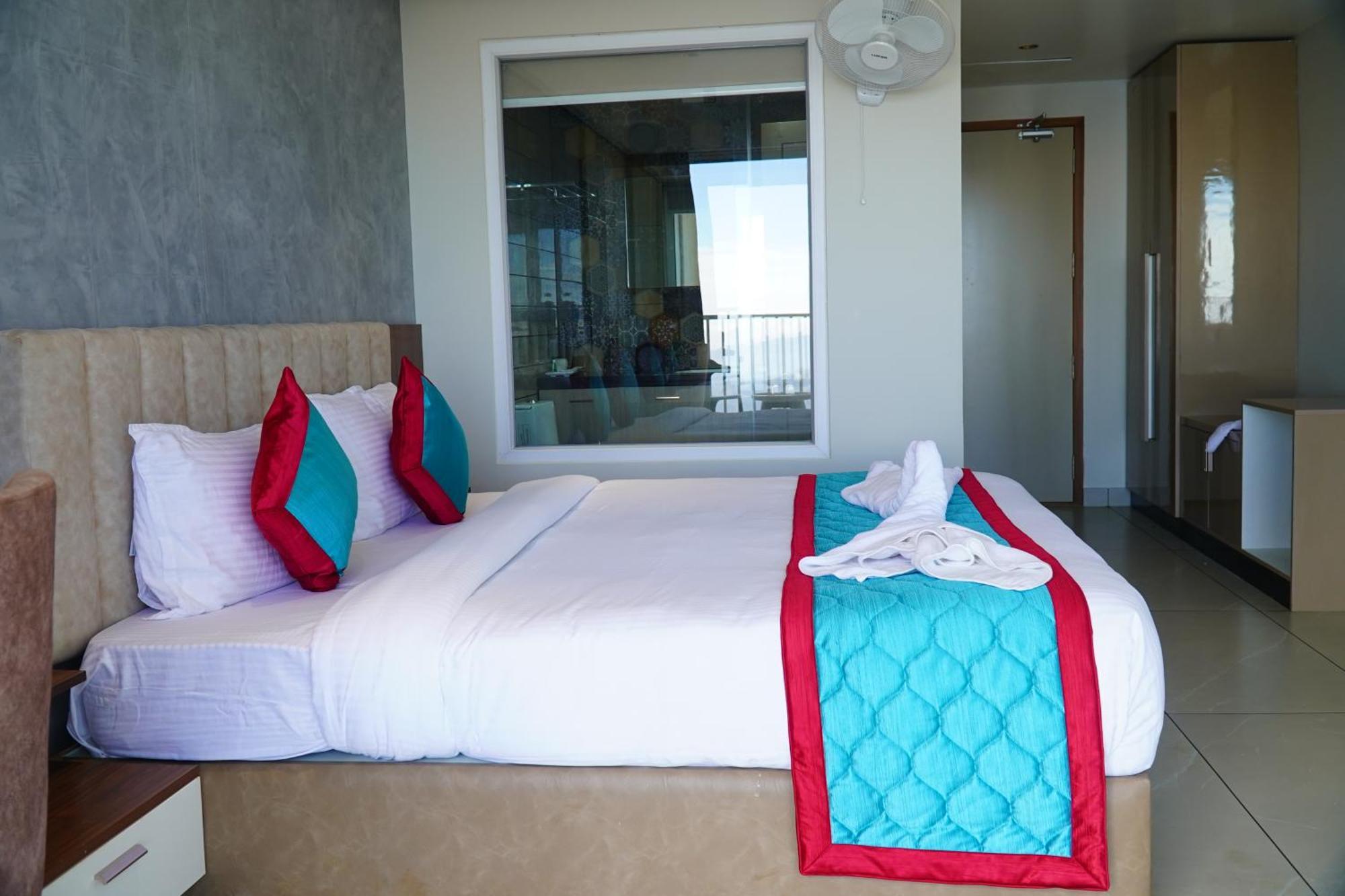 The Clouds End Hotel Devikolam Bagian luar foto