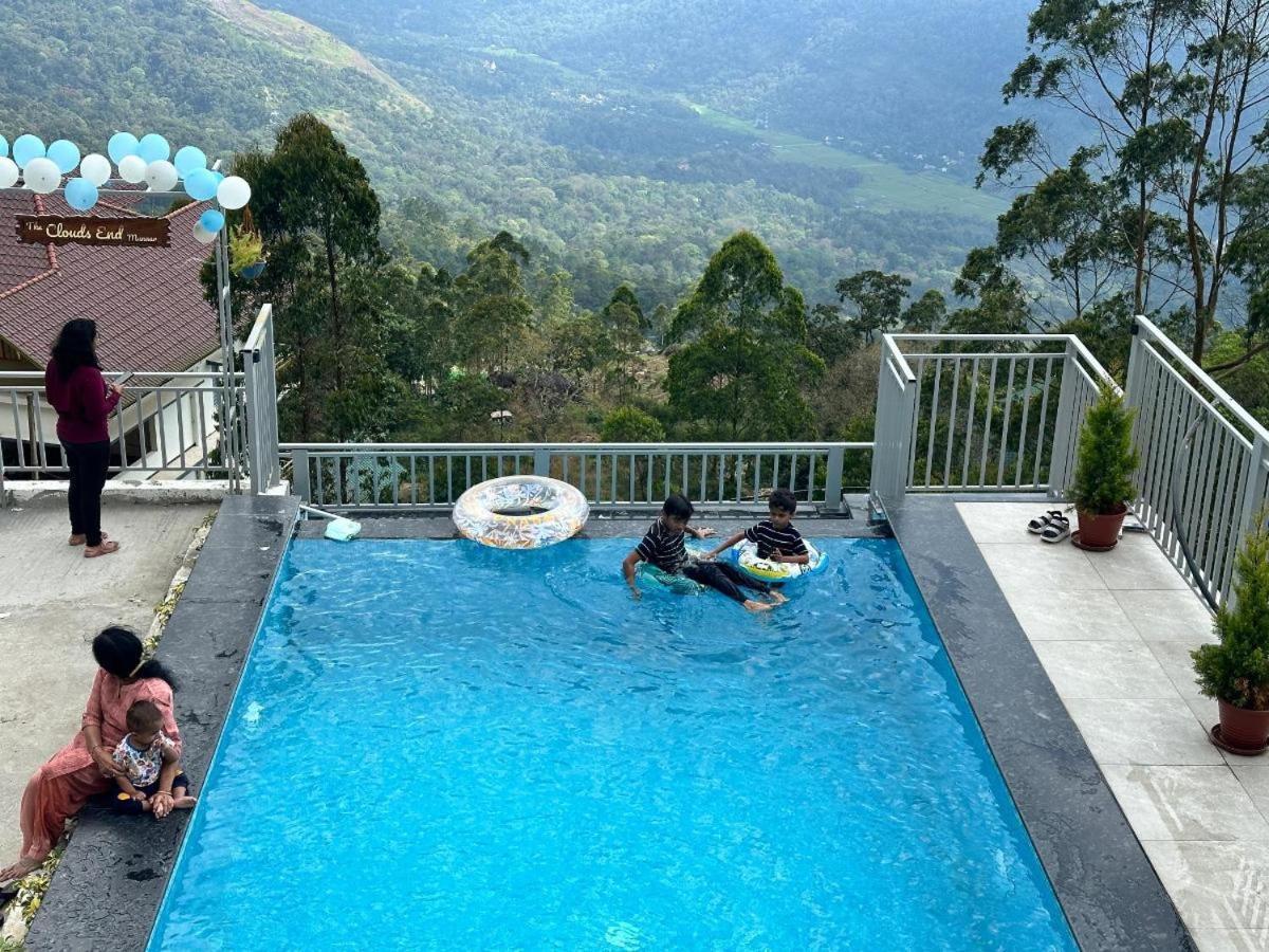 The Clouds End Hotel Devikolam Bagian luar foto